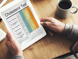 Kolesterol Wanita dan Usia: Ternyata Ada Kadar Normalnya Lho!