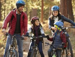 4 Olahraga Ringan yang Menyehatkan di area Akhir Pekan, Bersepeda Baik untuk Darah Rendah