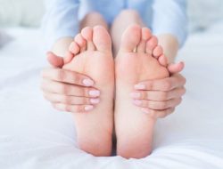 7 Tanda Bahaya Kesejahteraan yang dimaksud Muncul dalam Kaki, Jangan Sepelekan Kesemutan