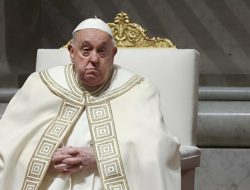 Paus Fransiskus Didiagnosis Pneumonia Bilateral, Kenali Tanda juga Penyebabnya