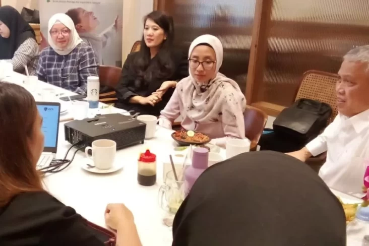 Dehidrasi Bisa Picu Stroke, E-Money Khusus Dukung Aspek Bidang Kesehatan Komunitas